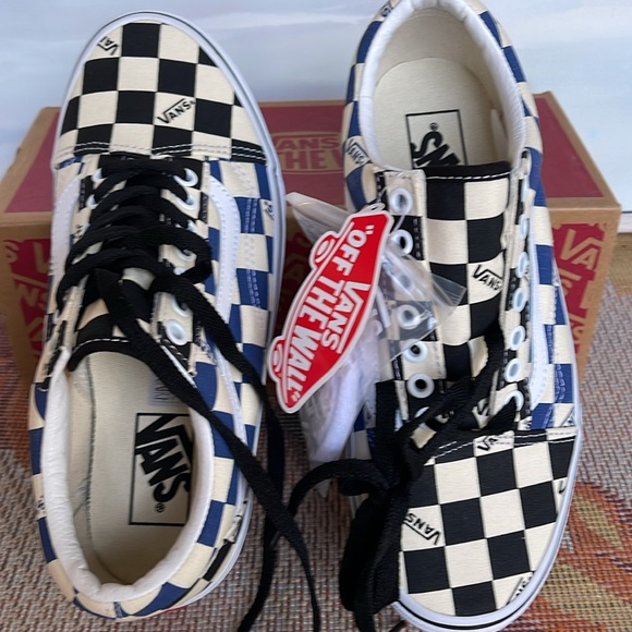 Vans WMNS Old Skool (Big Check) Black/Navy
VN0A4U3BWRT
Sneakers - Picture 12 of 16